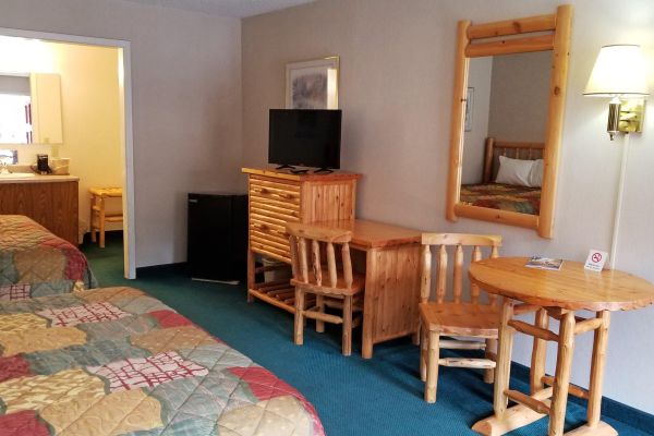 Keystone Boardwalk Inn And Suites Keystone
